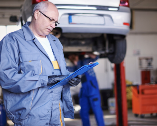 Mobile vs In-Shop Emission Testing: Which is Right for Your Fleet?